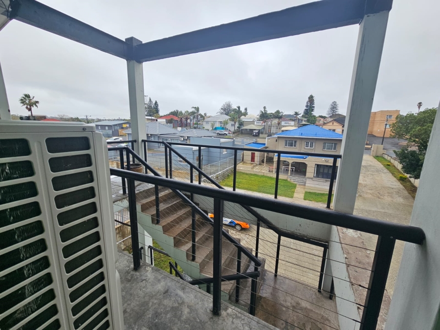 To Let commercial Property for Rent in Berea Eastern Cape